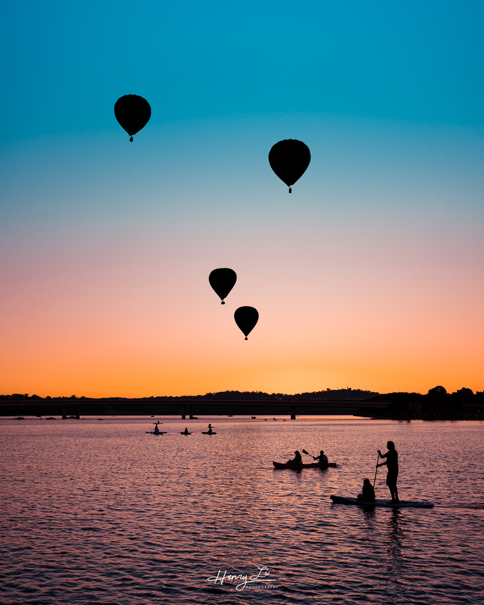 Ngắm khung cảnh khung khí cầu ấn tượng tại hồ Burley Griffin Úc 