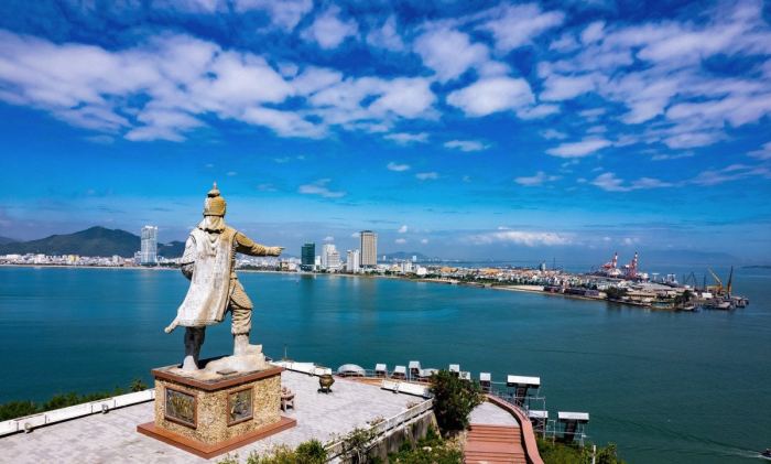  làng chài Hải Minh tượng đài