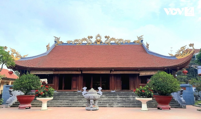 Bạn đang tìm kiếm ngôi chùa thiêng nổi tiếng ở Phú Thọ đừng bỏ qua đền Tam Giang