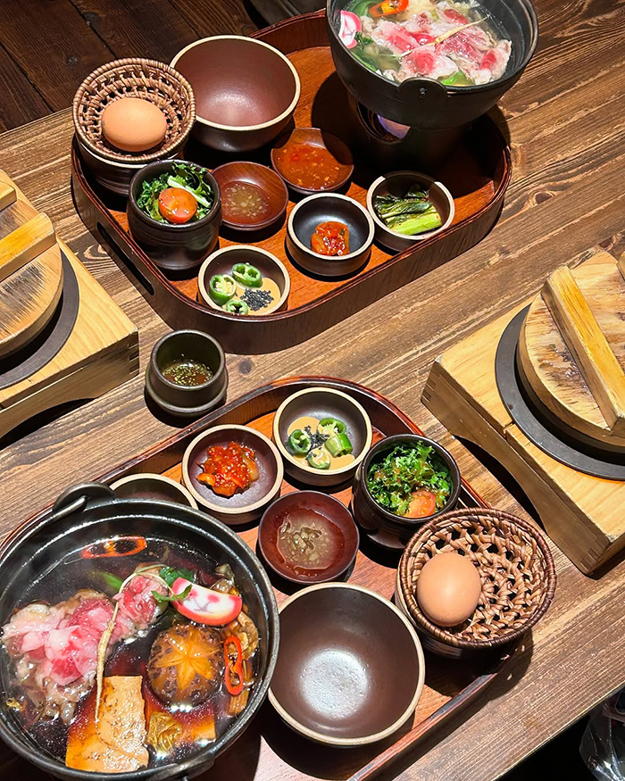 Thưởng thức ẩm thực Hàn Quốc tại tháp Namsan