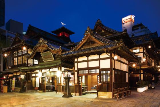 Cẩm nang du lịch Ehime - Nơi quá khứ và hiện tại giao thoa bên làn nước ấm