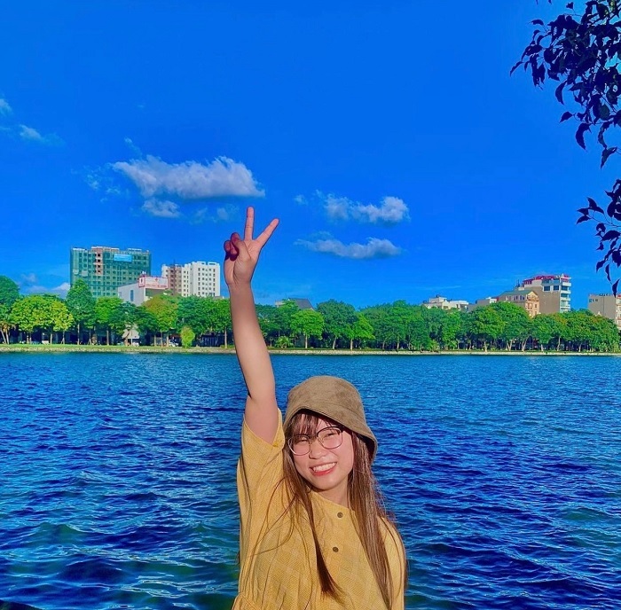 Ghé thăm Công viên Bạch Đằng trong chuyến đi Văn miếu Mao Điền Hải Dương