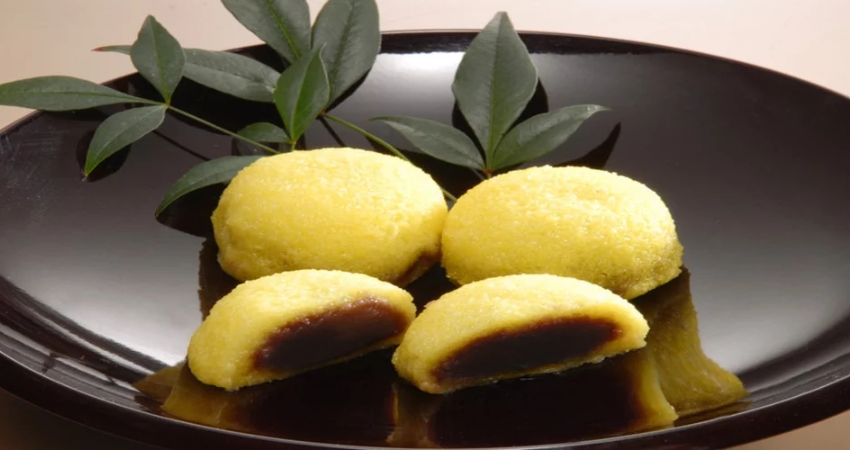 Bánh ngọt Awa Manju nhân đậu đỏ ngọt thơm khó cưỡng trong cẩm nang du lịch Fukushima