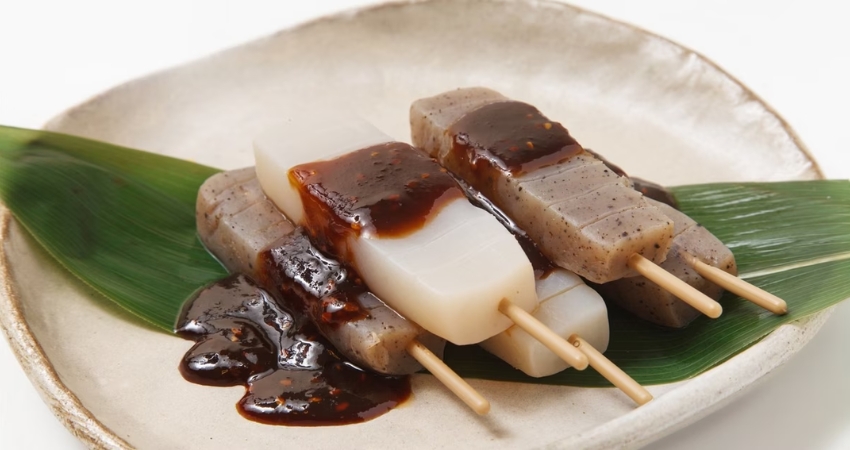 Miso Dengaku nướng trên than hồng cuốn hút