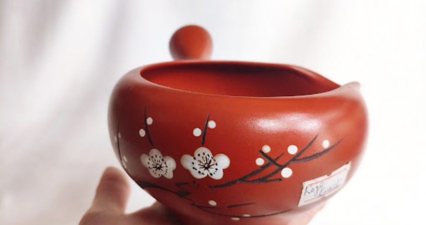 Đừng quên mang bát sứ Tokoname về làm quà