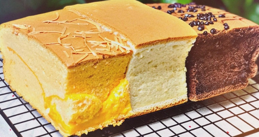 Bánh bông lan Castella mềm mịn và ngọt nhẹ là đặc sản không thể thiếu trong cẩm nang du lịch Nagasaki