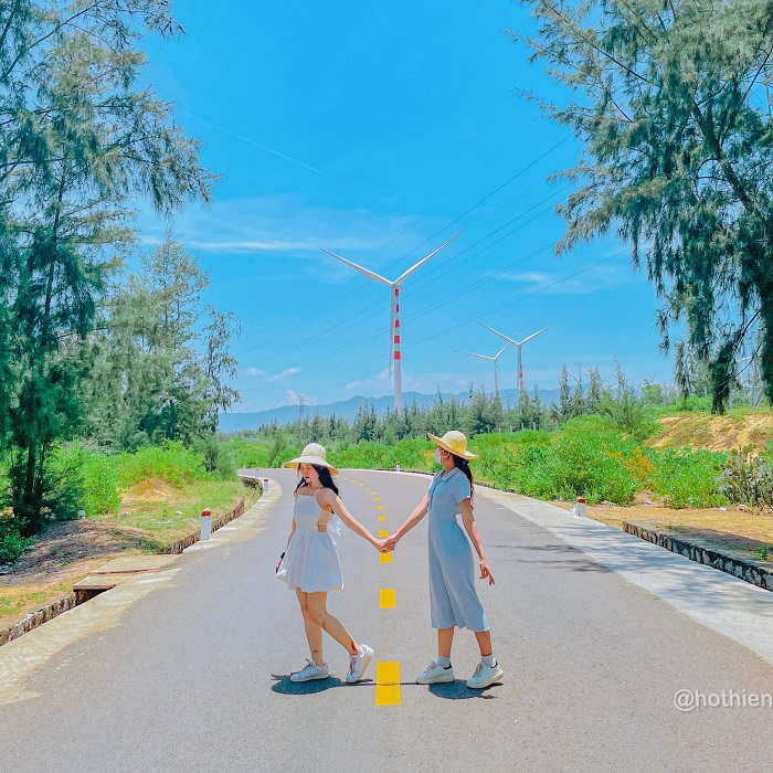 Tới cánh đồng điện gió Quy Nhơn - Điểm du lịch gần sân bay Phù Cát Bình Định