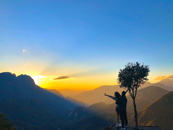 Đừng bỏ qua đèo Ô Quý Hồ khi tới thăm Mùa hoa đỗ quyên Fansipan