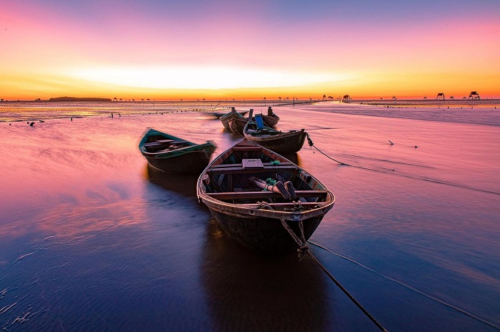 Bạn có thể di chuyển bằng nhiều phương tiện để tới bãi biển Đồng Châu Thái Bình