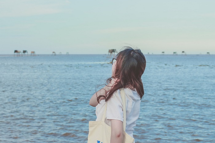 Tới bãi biển Đồng Châu Thái Bình không thể bỏ qua việc tắm biển