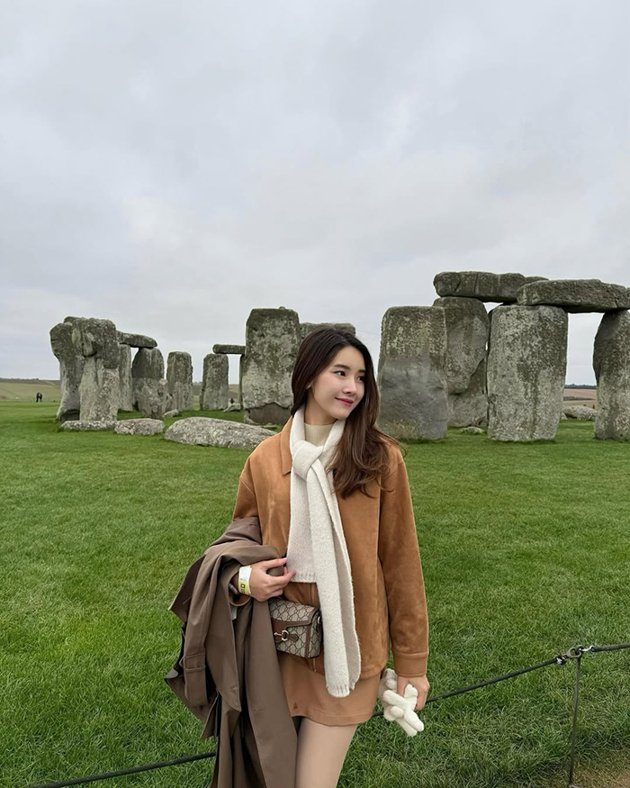 Kết hợp tham quan các địa điểm lân cận tại bãi đá cổ Stonehenge Anh