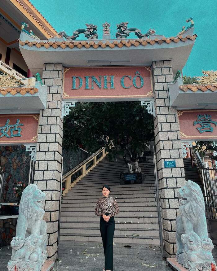 Các bãi biển vắng người gần TP HCM - Bãi biển Dinh Cô