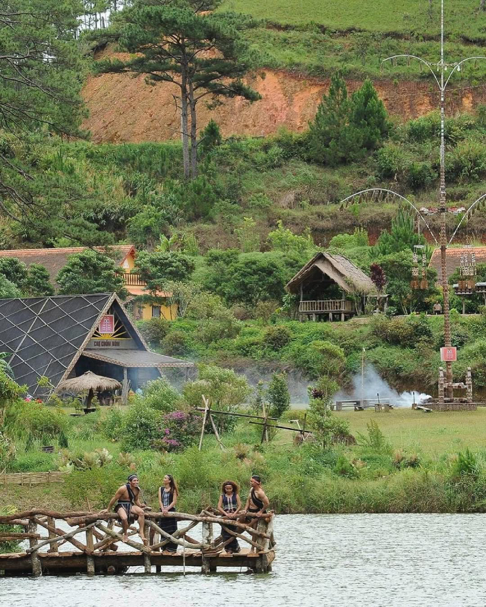 Làng Cù Lần đẹp như trong phim