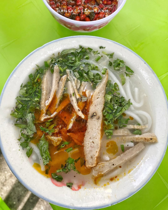 Bánh canh ruộng bình dị nhưng ấn tượng