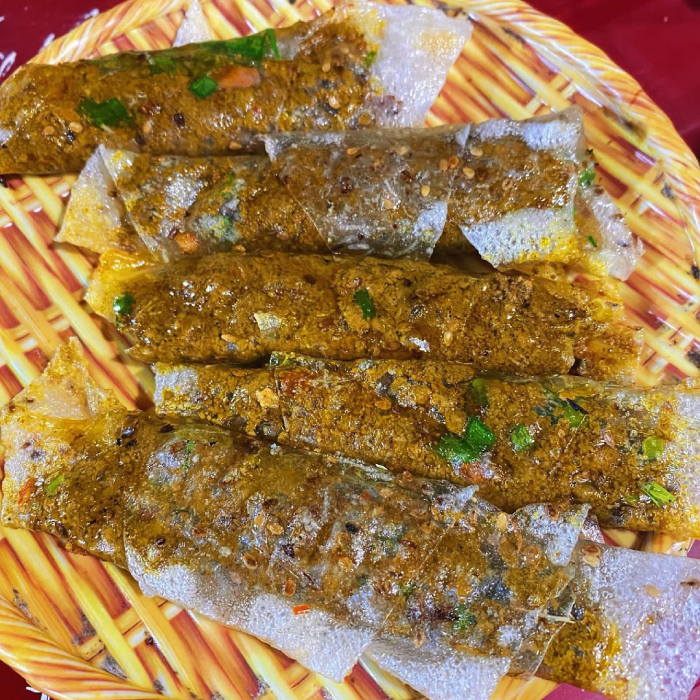 Bánh tráng kẹp độc đáo tại Đà Nẵng