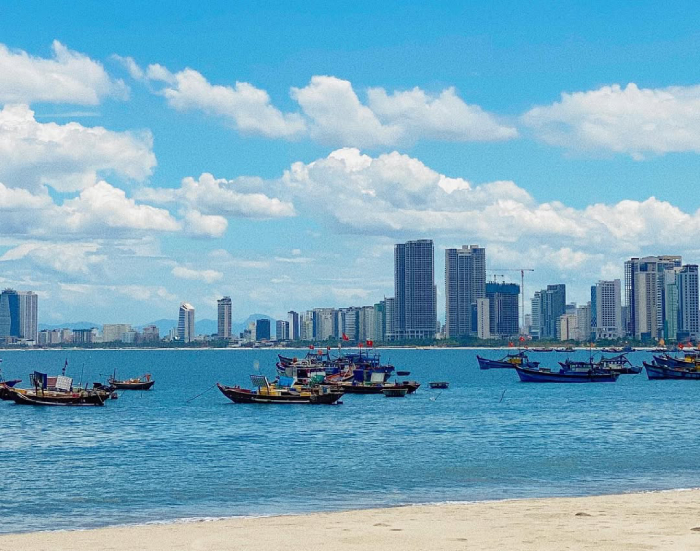 Biển Mỹ Khê là bãi biển quyến rũ lọt top thế giới