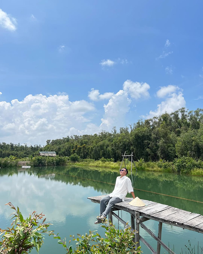 Tượng đài Chiến thắng Long An tại cẩm nang du lịch Long An