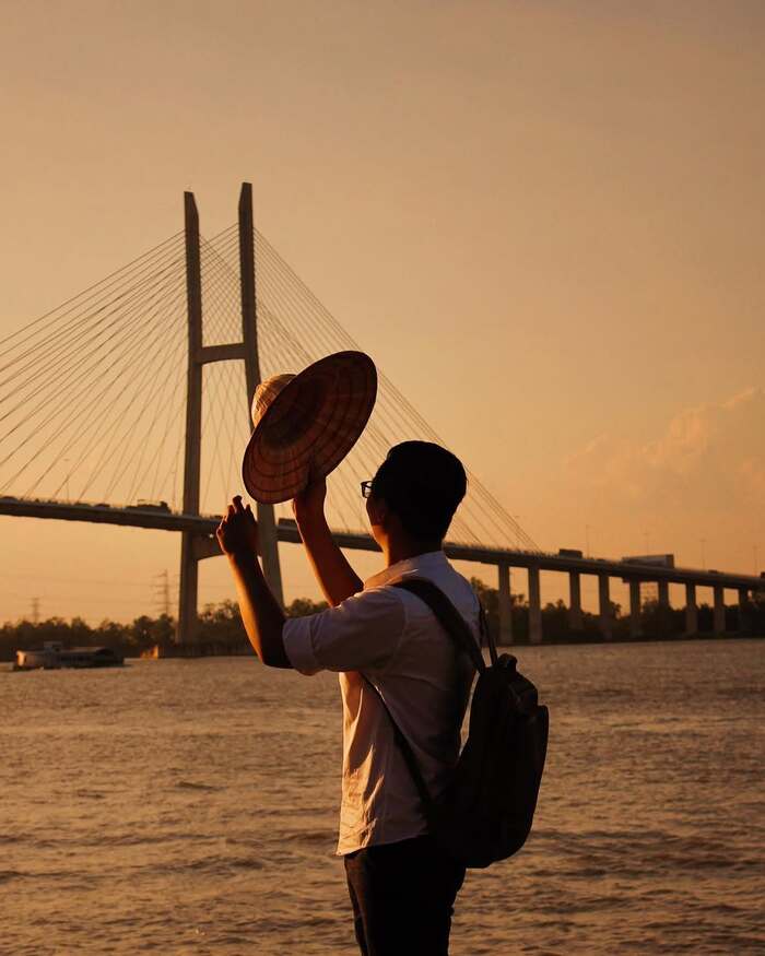 Ngắm cảnh từ cầu Mỹ Thuận Vĩnh Long