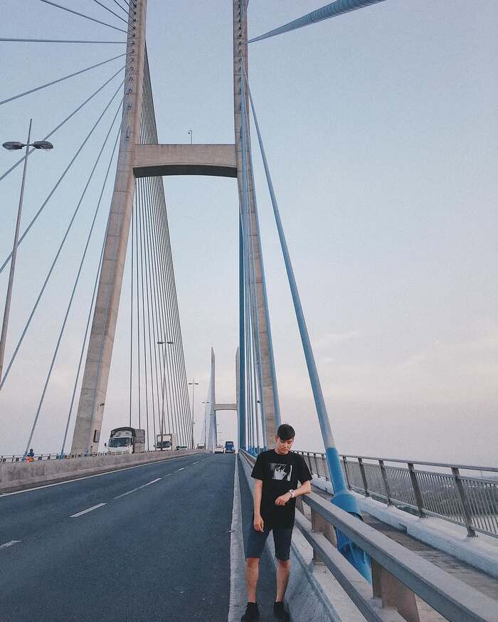 Cầu Mỹ Thuận Vĩnh Long bắc ngang qua sông Mê Kông