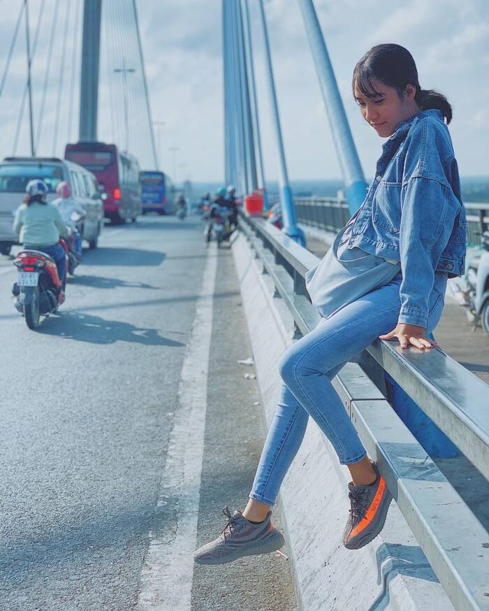 Ngắm cảnh từ cầu Mỹ Thuận Vĩnh Long