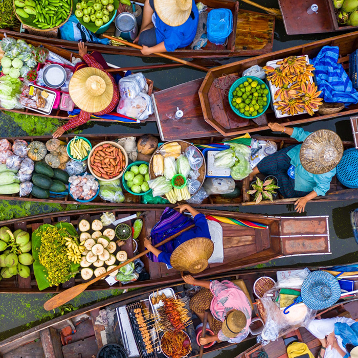 Mùa xuân (tháng 3 – tháng 5) tại chợ Damnoen Saduak Thái Lan