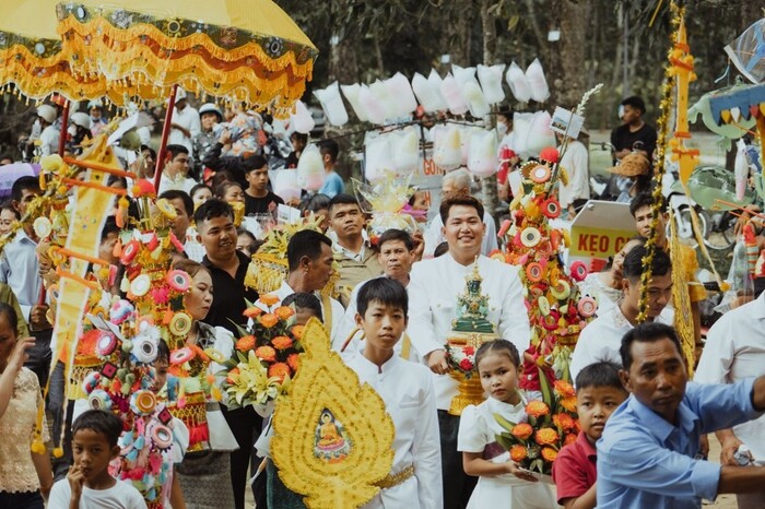 Các hoạt động tôn giáo diễn ra tại chùa Âng Trà Vinh