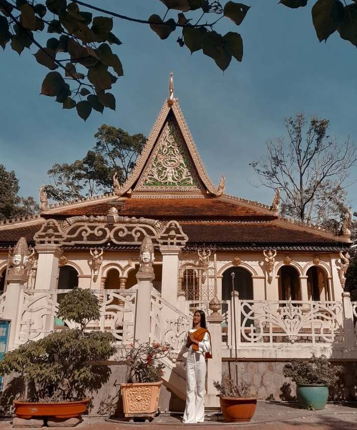 Chiêm ngưỡng vẻ đẹp kiến trúc Khmer hơn 1.000 năm tuổi tại chùa Âng Trà Vinh