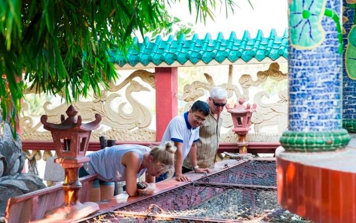 Tham gia các hoạt động tâm linh tại chùa Miếu Nổi Gò Vấp 