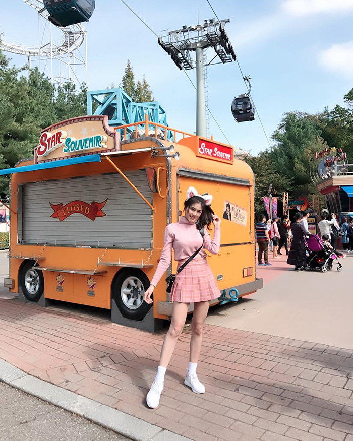 Hóa thân thành nhiều nhân vật khi tới công viên everland hàn quốc