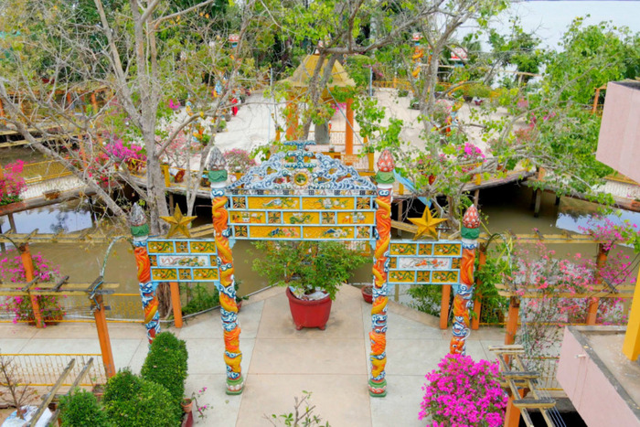 khám phá các công trình độc đáo tại Đạo Dừa Bến Tre