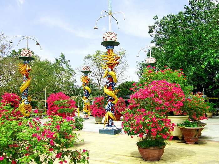 Sau 50 năm, Đạo Dừa Bến Tre vẫn còn lưu giữ được nhiều công trình