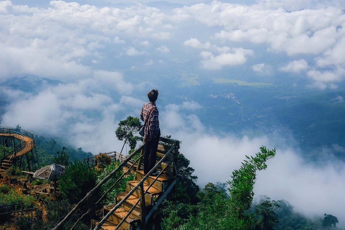 Ghé thăm các bản làng khi du lịch Pà Cò Hòa Bình để hòa mình vào thiên nhiên