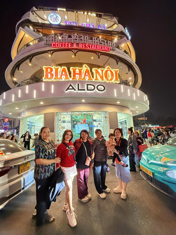 Hàm Cá Mập Hà Nội phục vụ được nhu cầu mua sắm, ăn uống của du khách