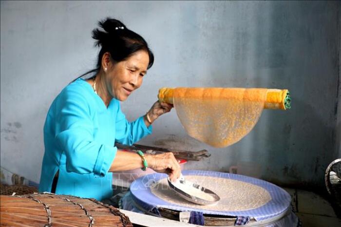 Quy trình sản xuất tại làng bánh tráng cù lao Mây Vĩnh Long 