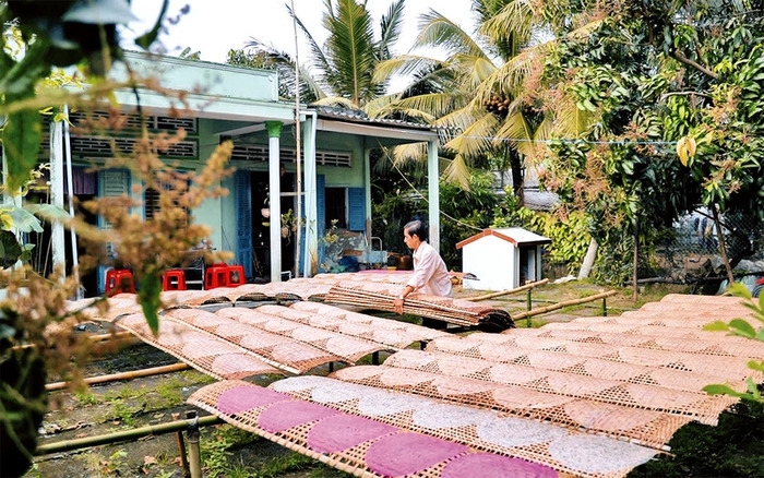 Làng bánh tráng cù lao Mây Vĩnh Long đã tồn tại gần 100 năm