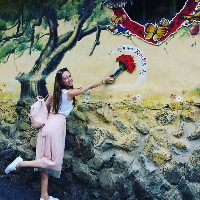 Di chuyển tới làng bích họa Mabijeong hàn quốc bằng ô tô riêng