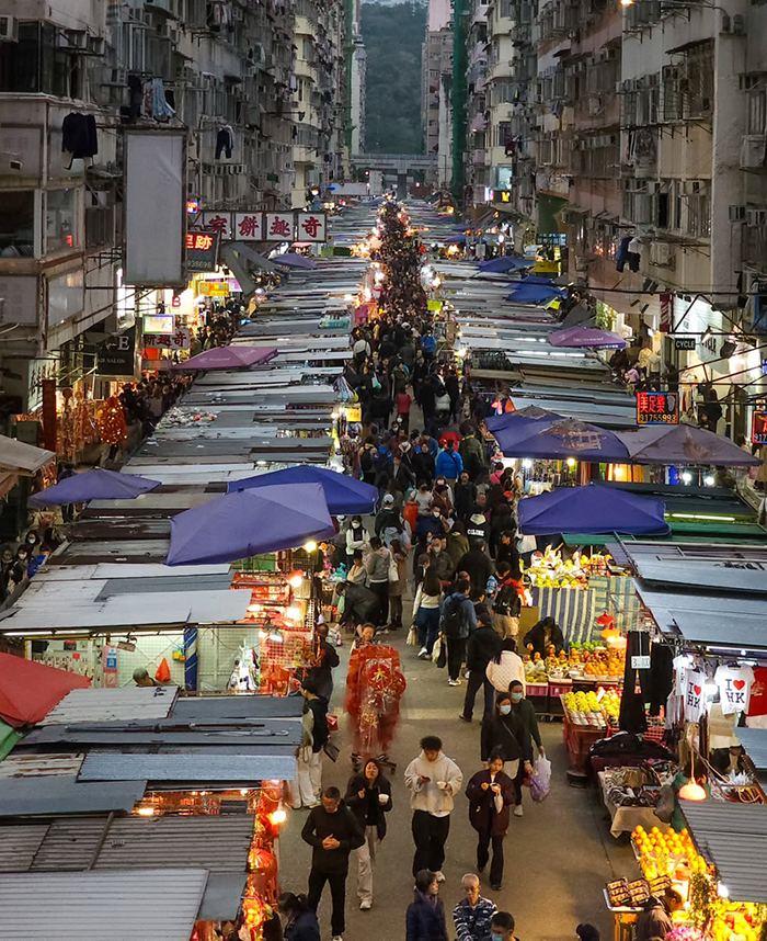 Ladies' Market (Chợ Quý Bà) tại Mong Kok Hồng Kông