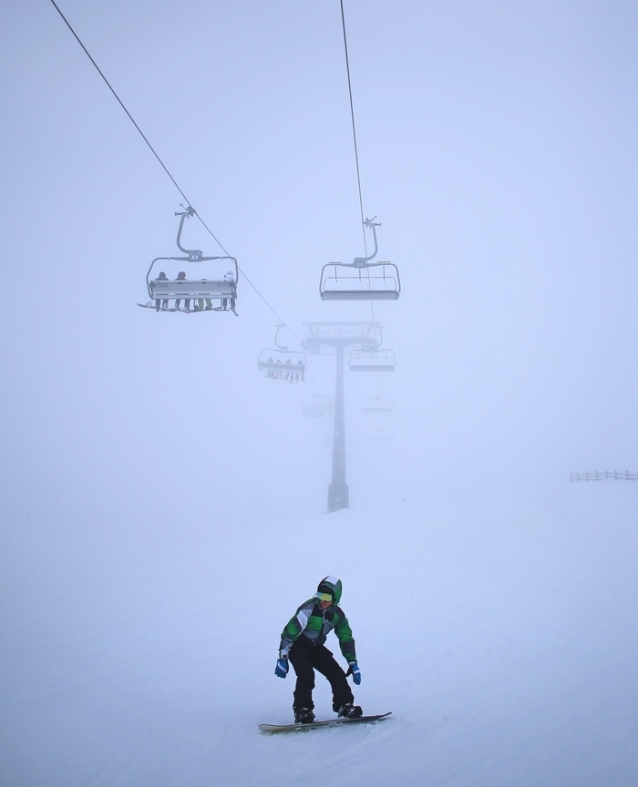 Trải nghiệm trượt tuyết skiing và trượt ván snowboard tại núi tuyết Mount Buller Úc