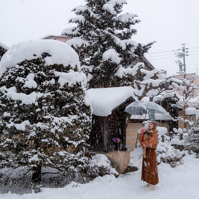 Mùa đông (tháng 12 – tháng 2) tại phố cổ Takayama Nhật Bản