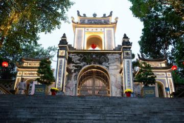 Đền Cuông Nghệ An chốn thiên với những giai thoại kỳ thú 