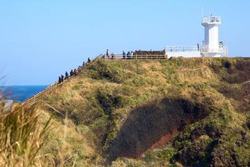 Ghé thăm đồi Seopjikoji Hàn Quốc - Thiên đường bình yên trên đảo Jeju