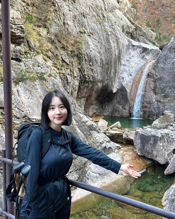 Thác Biryong tại vườn quốc gia seoraksan hàn quốc