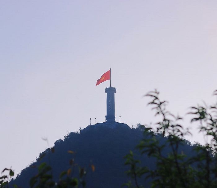 Kinh nghiệm khám phá cột cờ Lũng Cú Hà Giang