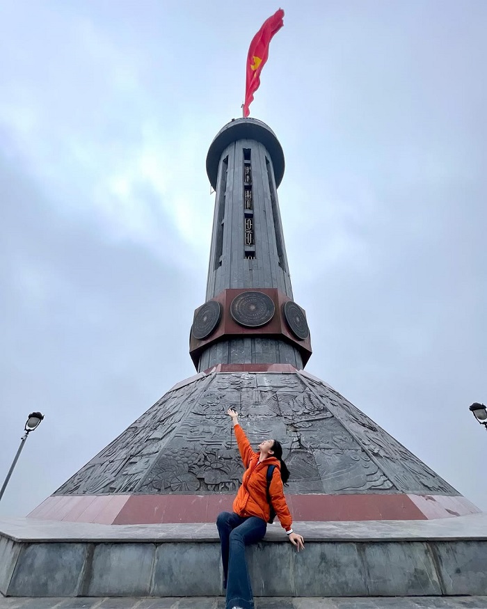 Cột cờ Lũng Cú Hà Giang góc nào lên hình cũng đẹp