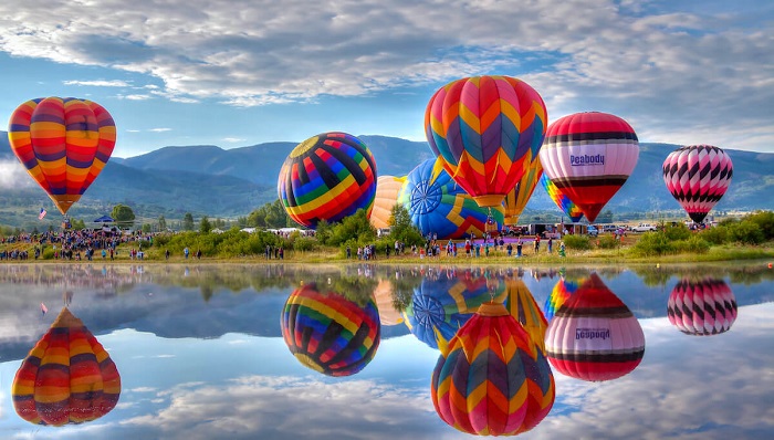 Ẩn mình trong Thung lũng Yampa phía bắc Colorado, Steamboat Springs là một trong các điểm du lịch hè ở Colorado