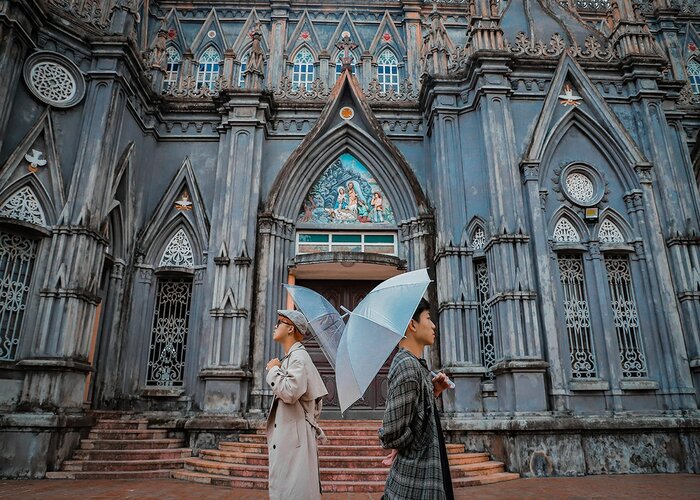 du lịch Nam Định check-in tựa trời Âu tại nhà thờ Hưng Nghĩa
