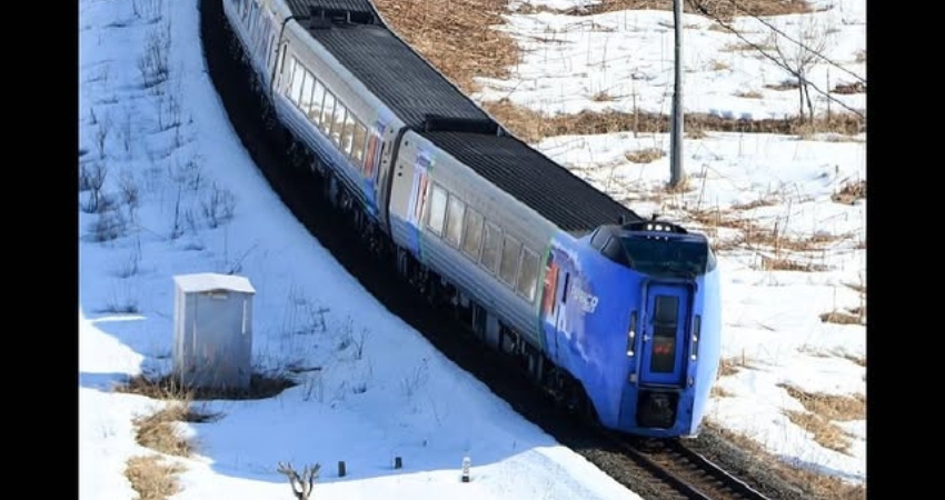 Trải nghiệm đi tàu JR Hokkaido trong cẩm nang du lịch Hokkaido