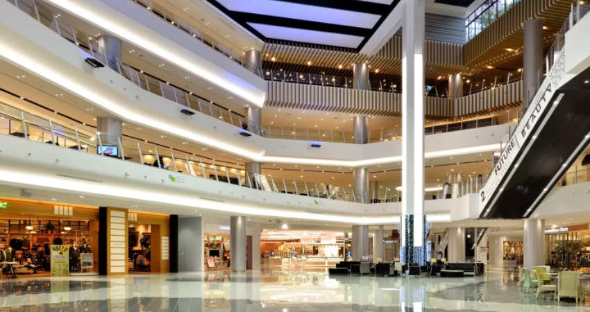 Mua sắm tại trung tâm thương mại Okayama