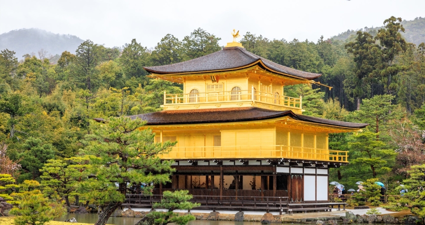 Điểm đến linh thiêng không thể bỏ lỡ trong cẩm nang du lịch Kyoto mang tên chùa Vàng Kinkaku-ji