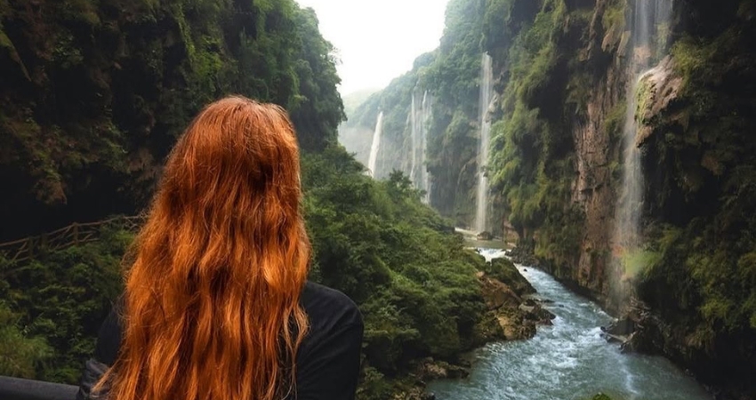 Theo cẩm nang du lịch Hồ Bắc Trung Quốc, hẻm núi Thần Nông Giá là điểm đến cực kỳ hấp dẫn